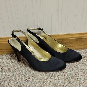 Salvatore Ferragamo Black Slingback Heels, Womens Sz 4.5 Leather Sole, Satin